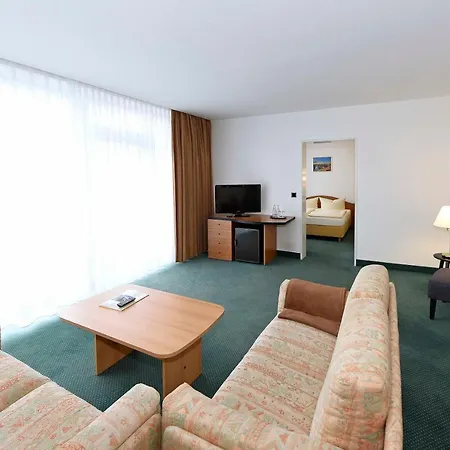 Lat & Apartmenthaus Berlin Hotel