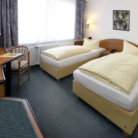 Lat & Apartmenthaus Berlin Eisenhuettenstadt