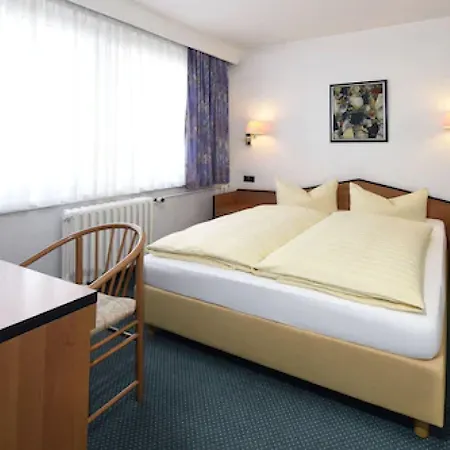 Lat & Apartmenthaus Berlin