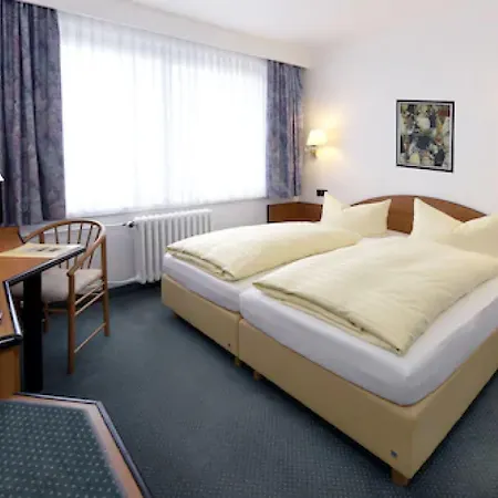 Lat & Apartmenthaus Berlin 3*