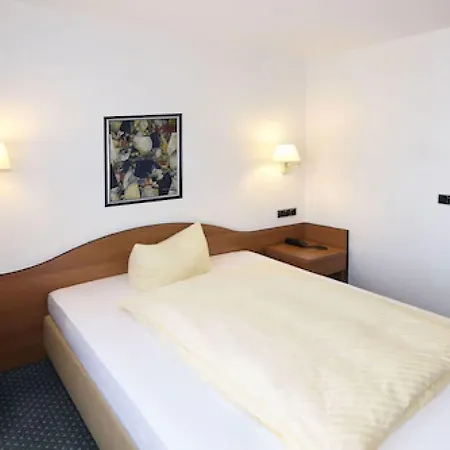 Lat & Apartmenthaus Berlin Hotel Eisenhuettenstadt