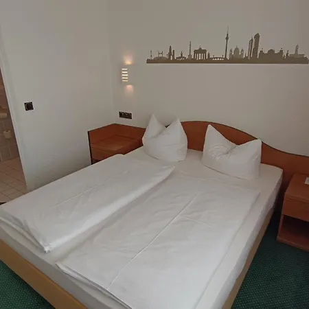 Hotel Lat Hotel&apartmenthaus Berlin 3*