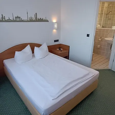 Lat & Apartmenthaus Berlin Hotel