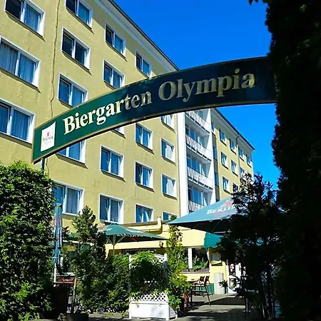 Lat & Apartmenthaus Berlin Отель 3*