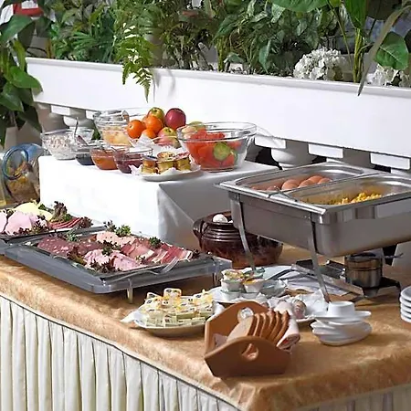 Lat & Apartmenthaus Berlin Отель