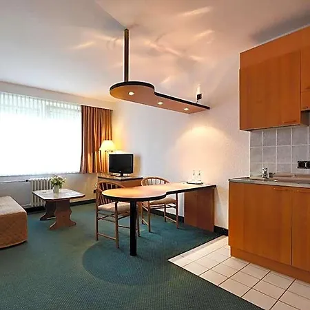 Lat & Apartmenthaus Berlin 3*