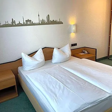 Lat & Apartmenthaus Berlin Отель 3*