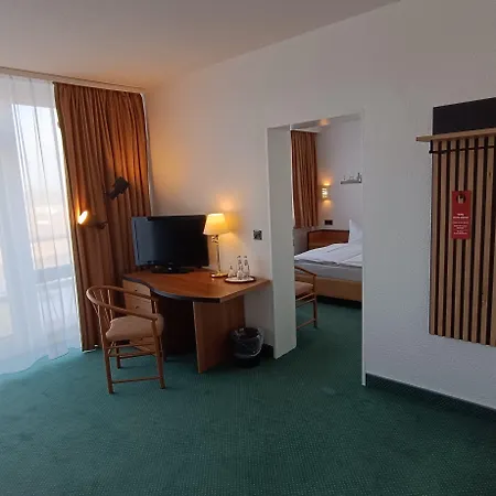 Hotel Lat Hotel&apartmenthaus Berlin 3*