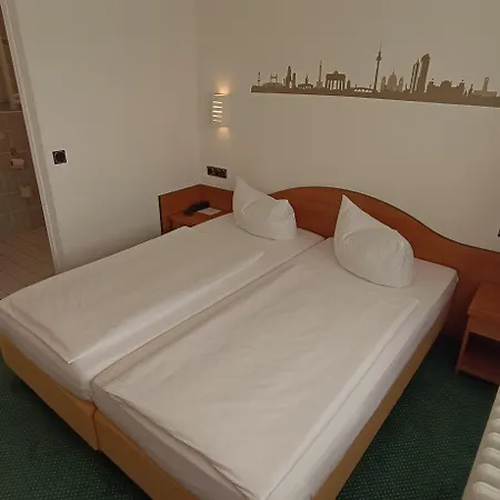 Hotel Lat Hotel&apartmenthaus Berlin 3*